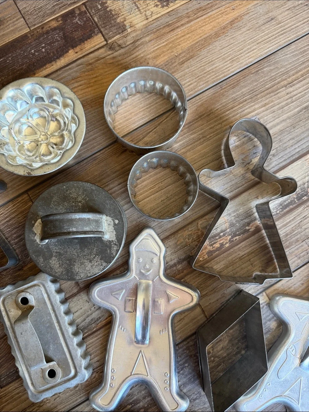 Vintage Metal Cookie Cutter Set - Assorted Shapes in Silver